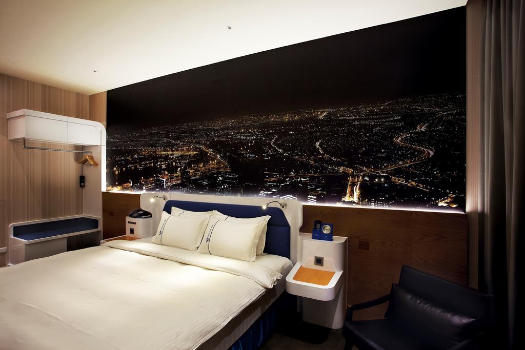 Airline Inn Green Park Way Taichung Exterior foto