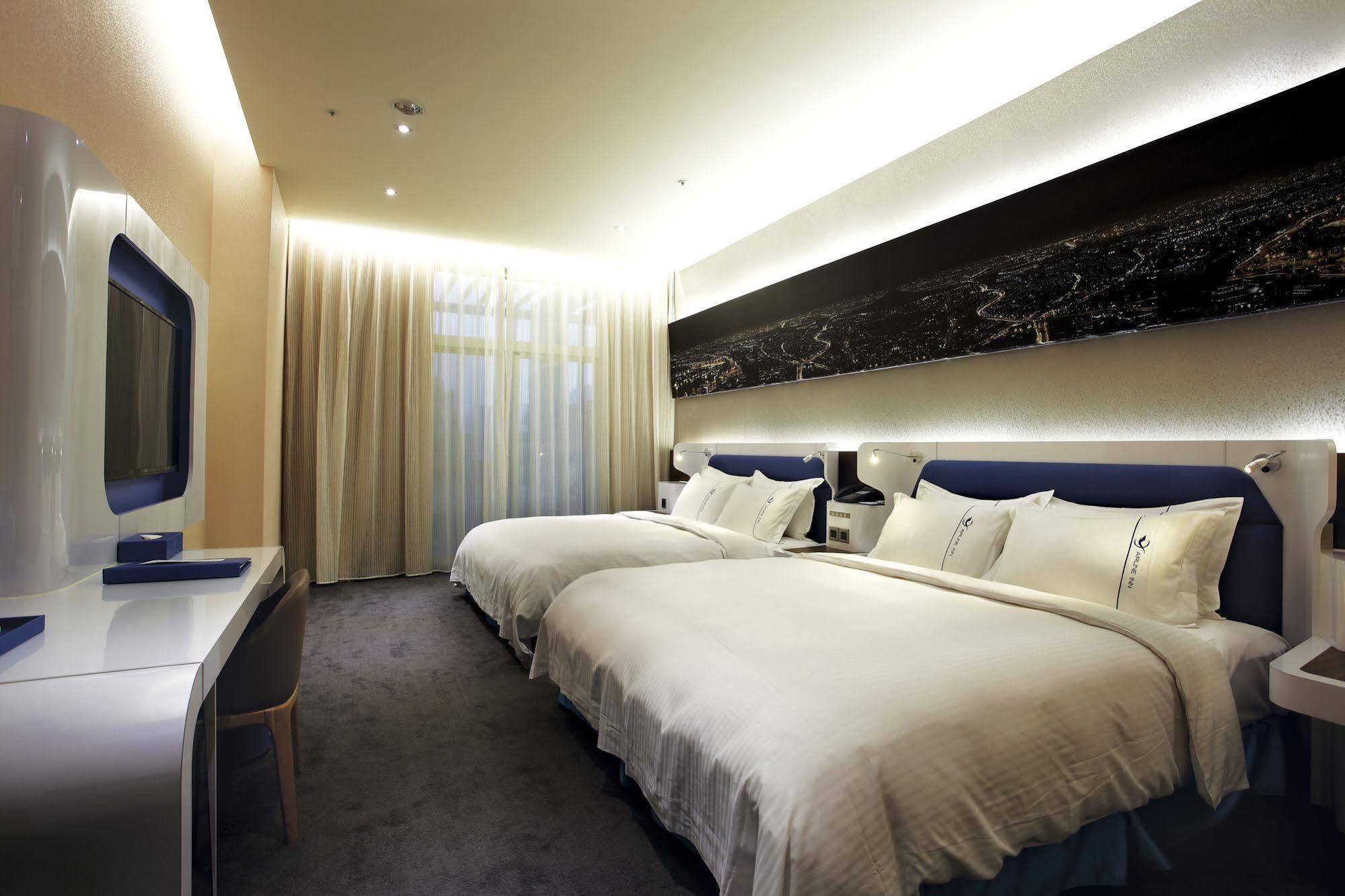 Airline Inn Green Park Way Taichung Exterior foto